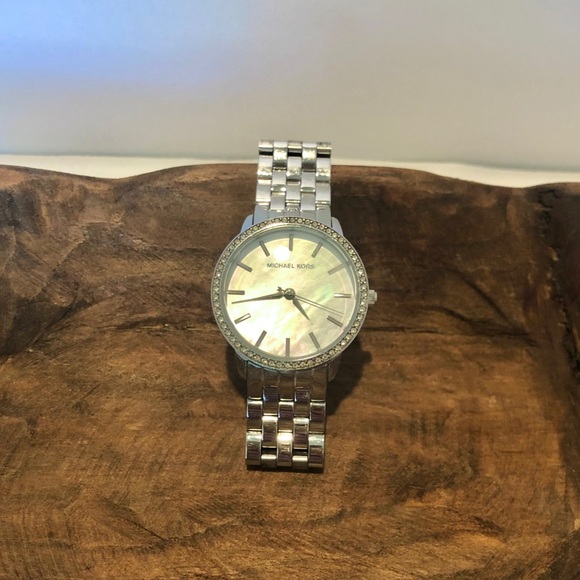 Michael Kors Mother of Pearl Stainless Steel Watch with Swarovski Crystals - Picture 3 of 8
